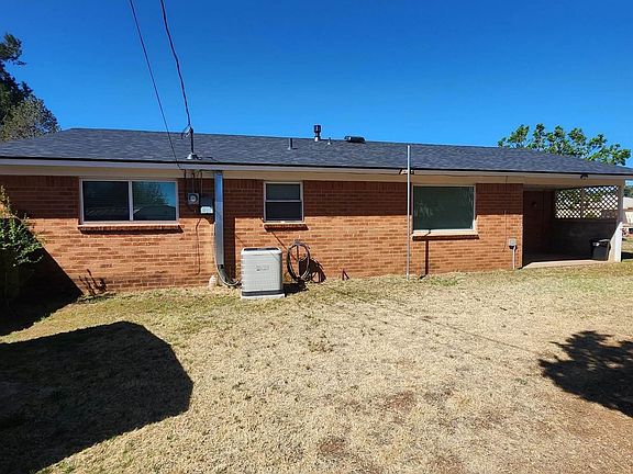 3rd image of 504 Sunland Dr