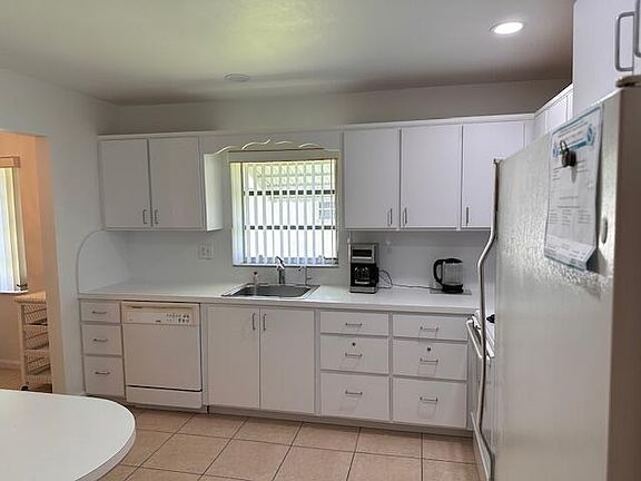 4th image of 13128 Via Vesta Drive