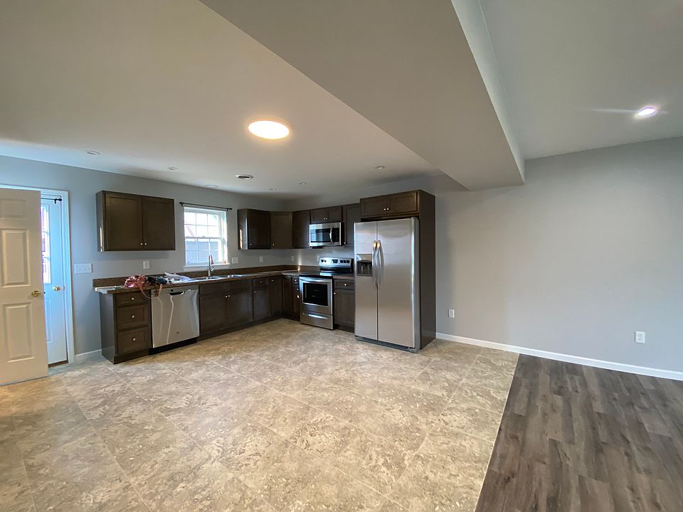 1st image of 184 South St #2