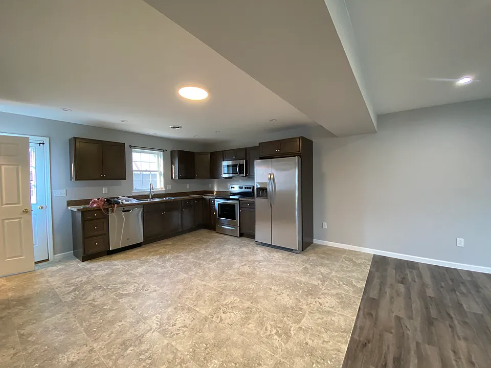 184 South St #2