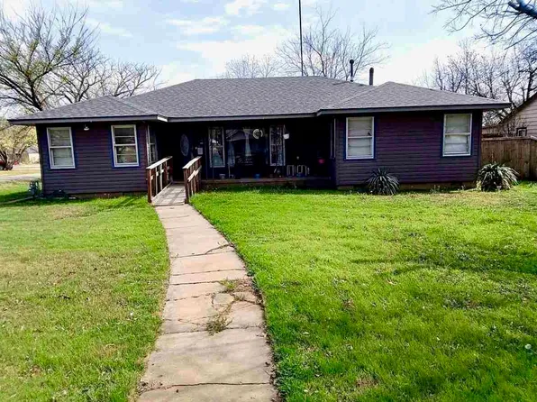 622 N 14th St, Frederick, OK 73542