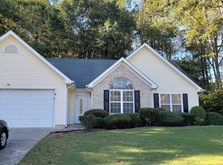 7054 Valley Forge Dr, Flowery Branch, GA 30542