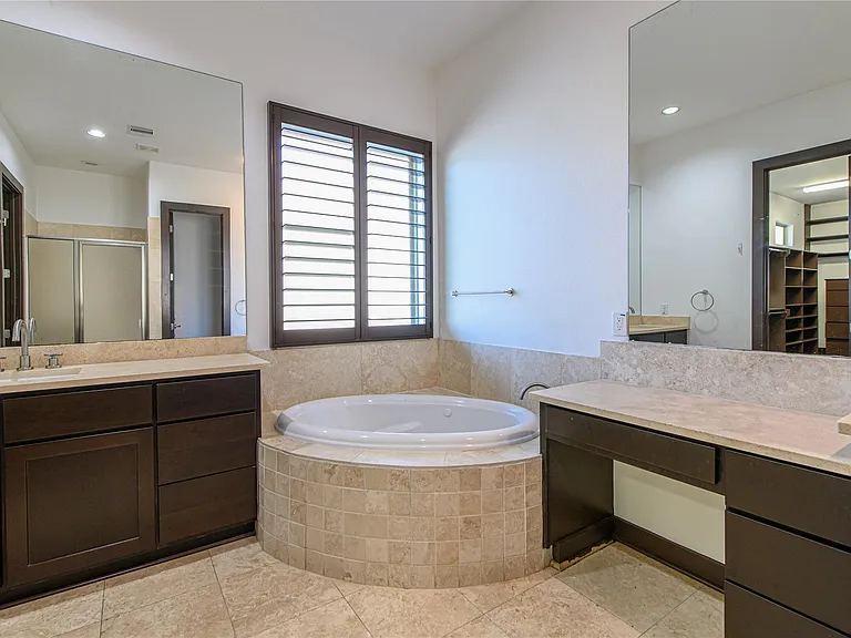 30 Freestone Stream Pl — Photo 27