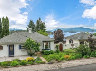 714 Lookout Blvd, Hope, ID 83836