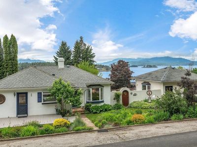 714 Lookout Blvd, Hope, ID, 83836