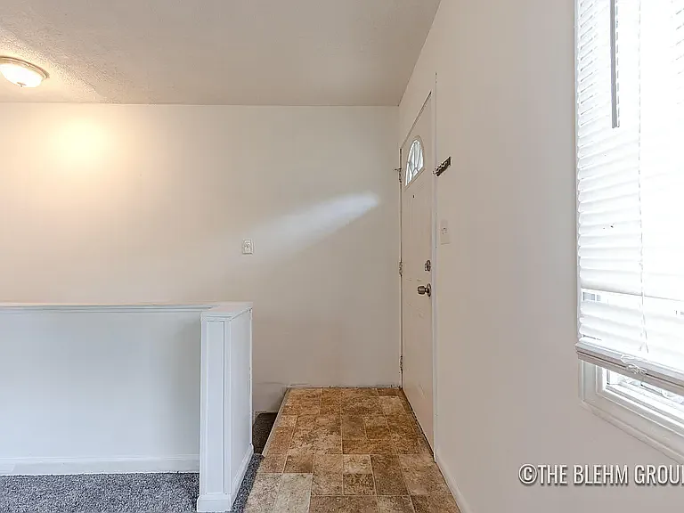 2131 Shangrai La Dr SE — Photo 3
