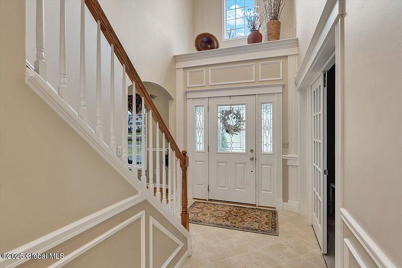 3rd image of 22 Fairhill Road