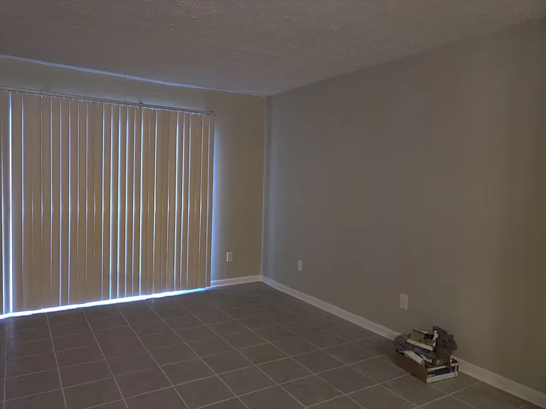 300 Orchard Trace Ln #3 — Photo 2
