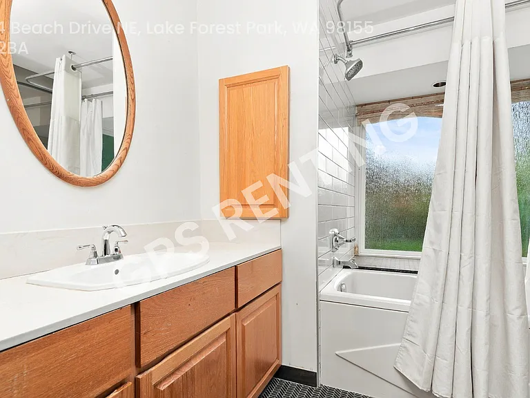 17224 Beach Dr NE — Photo 17
