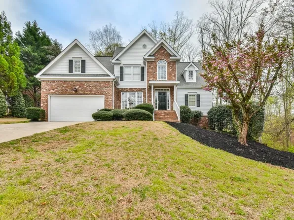 6565 Pond View Ct, Clermont, GA 30527