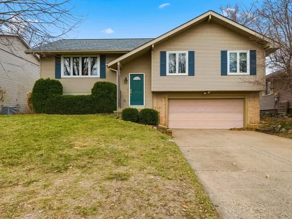 2003 Highwood Ave, Pekin, IL 61554