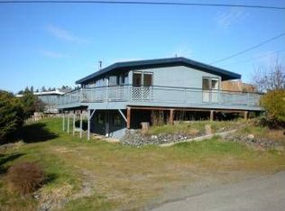 2735 Evening Glory Ct, Clinton, WA 98236