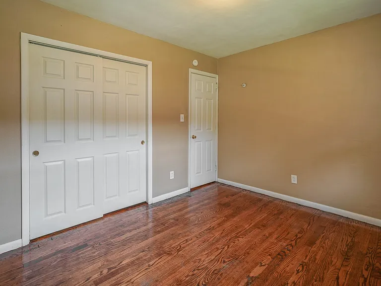 416 N Lincoln St — Photo 93