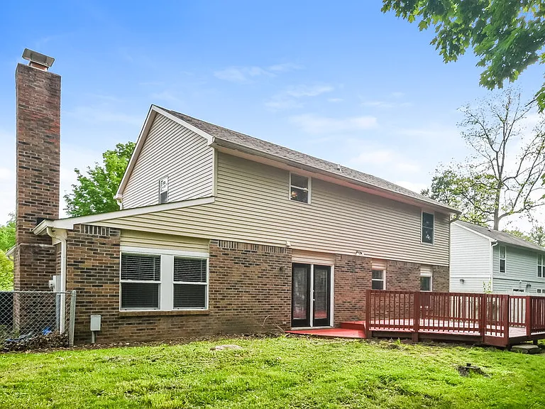 4320 Oil Creek Dr — Photo 16