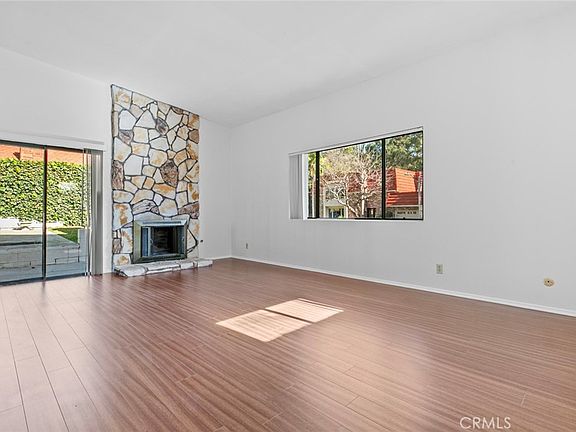 5th image of 1321 Greenbriar Rd