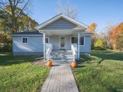 19810 Savage Rd, Belleville, MI, 48111