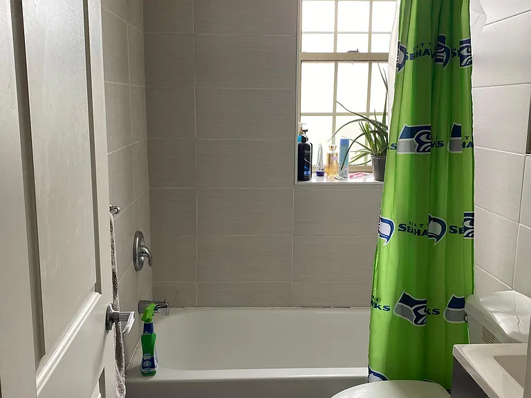 4713 Chestnut St #C — Photo 7
