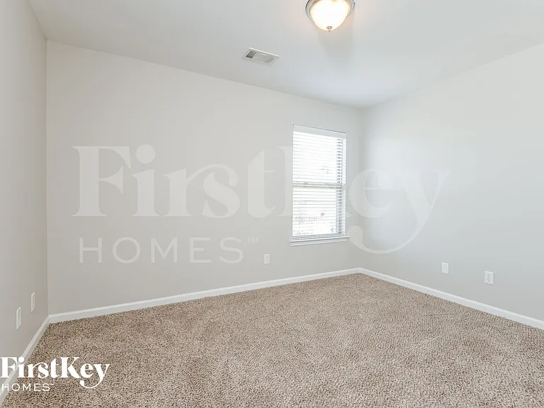2045 Kensington Ct — Photo 14