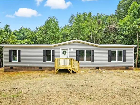 161 Crepe Myrtle Ln, Wadesboro, NC 28170