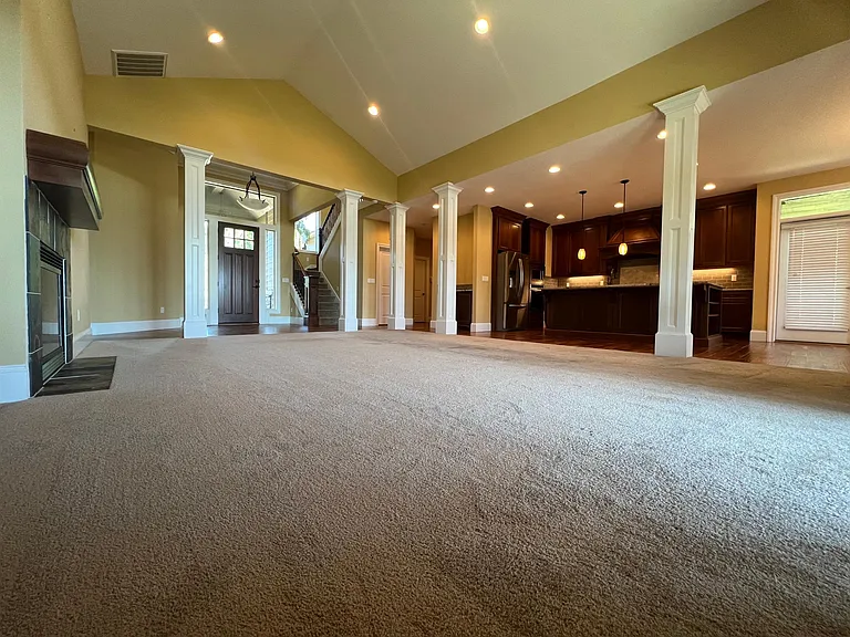 9706 SE Hillcrest Rd — Photo 16