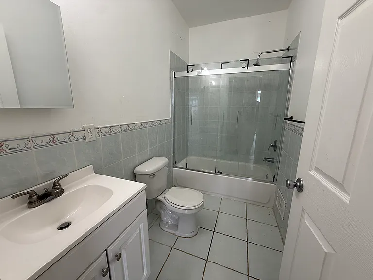 33 Nelson Ave #1 — Photo 13