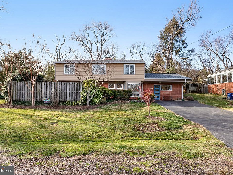 1st image of 3531 Slade Run Dr