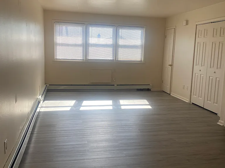 4219A Porter Ave — Photo 2