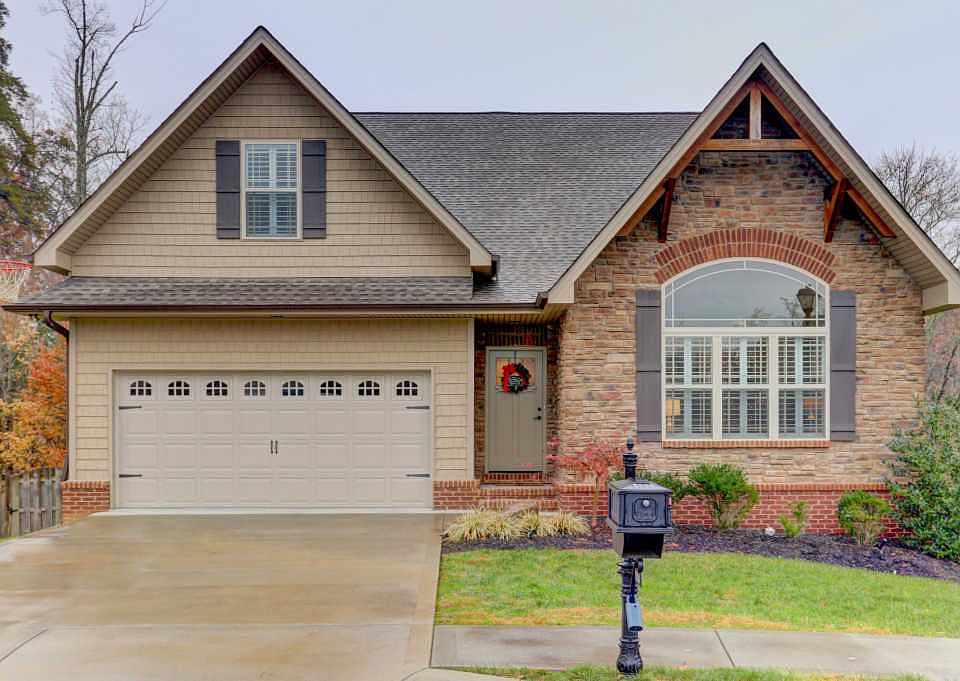1st image of 8300 Shoregate Ln