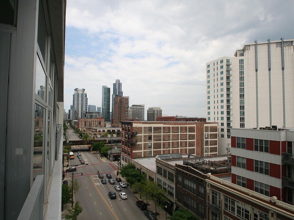 1st image of 1620 S Michigan Ave Unit 810