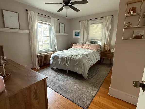 69 Bliss St #1, East Hartford, CT 06108