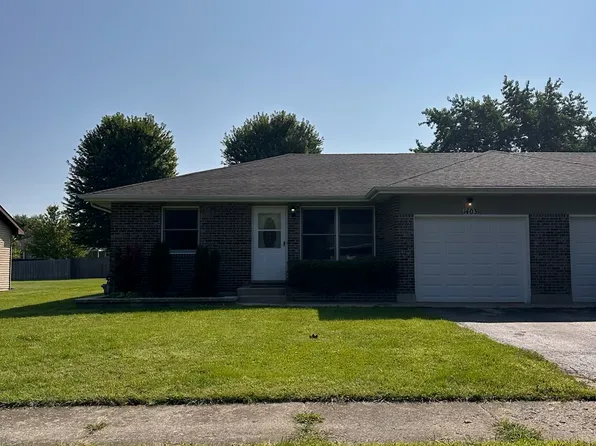 1403 10th St, Harvard, IL 60033