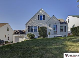 4658 Mason St, Omaha, NE 68106
