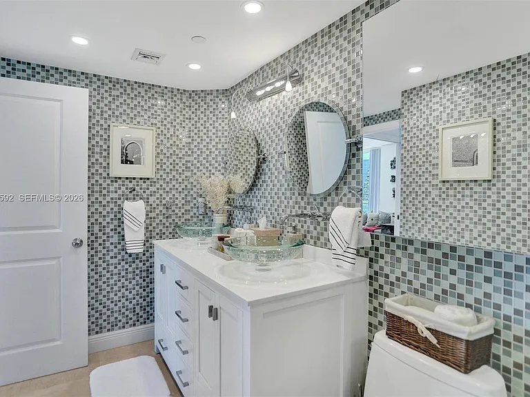 1250 S Miami Ave #2702 — Photo 13