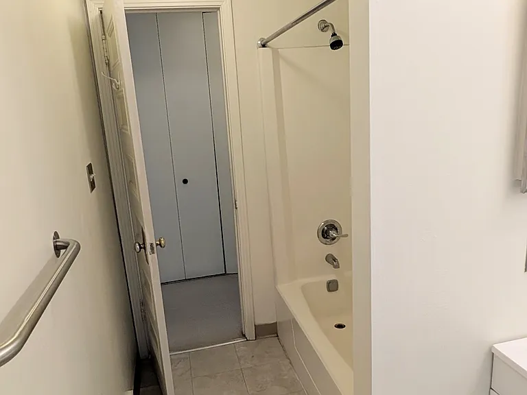 1403 Wightman St #4 — Photo 11