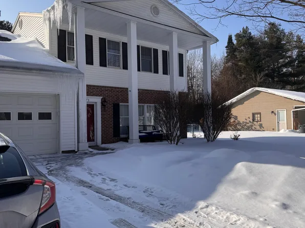 71 Kirklees Rd, Pittsford, NY 14534