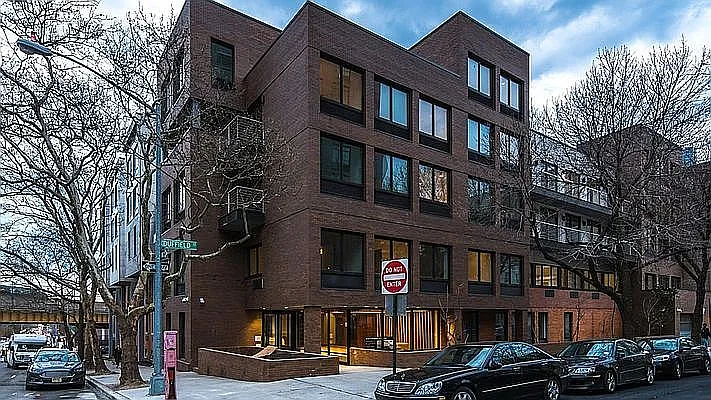 Rented by Nooklyn NYC LLC | media 55