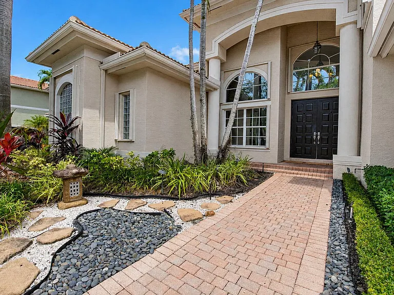 9511 Savona Winds Dr — Photo 6