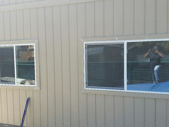 4th image of 907 W Big Bear Blvd