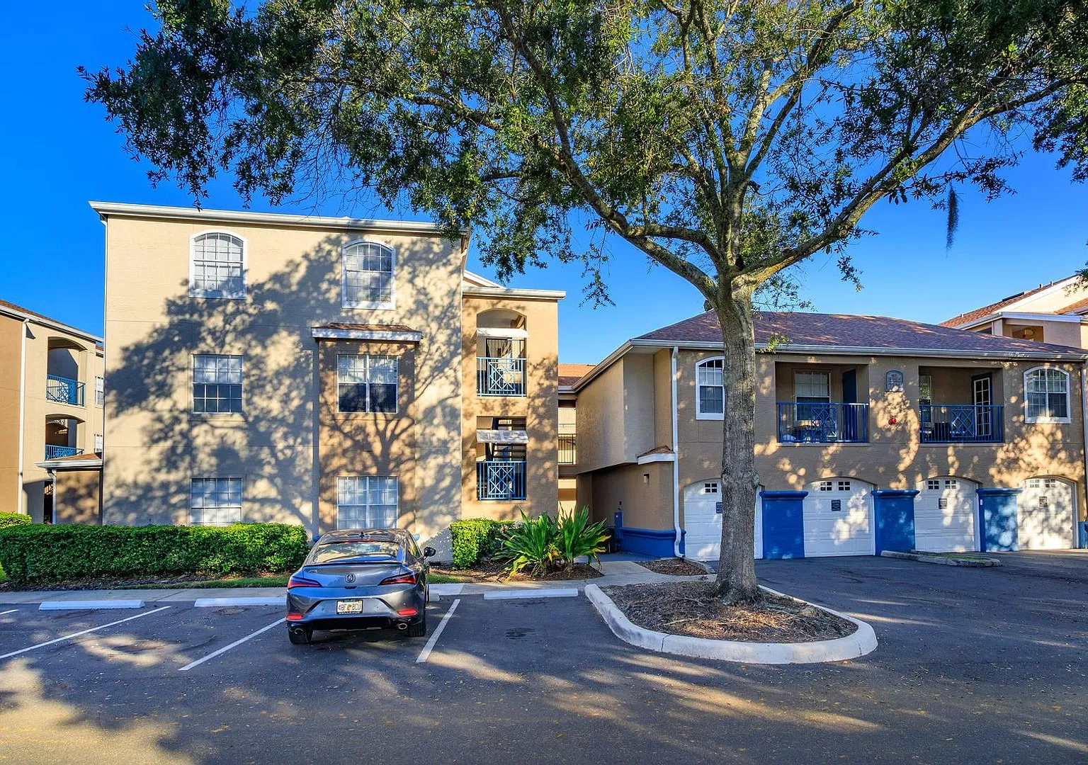 Stylish Condo Living at Its Best A Gated Community — Photo 1