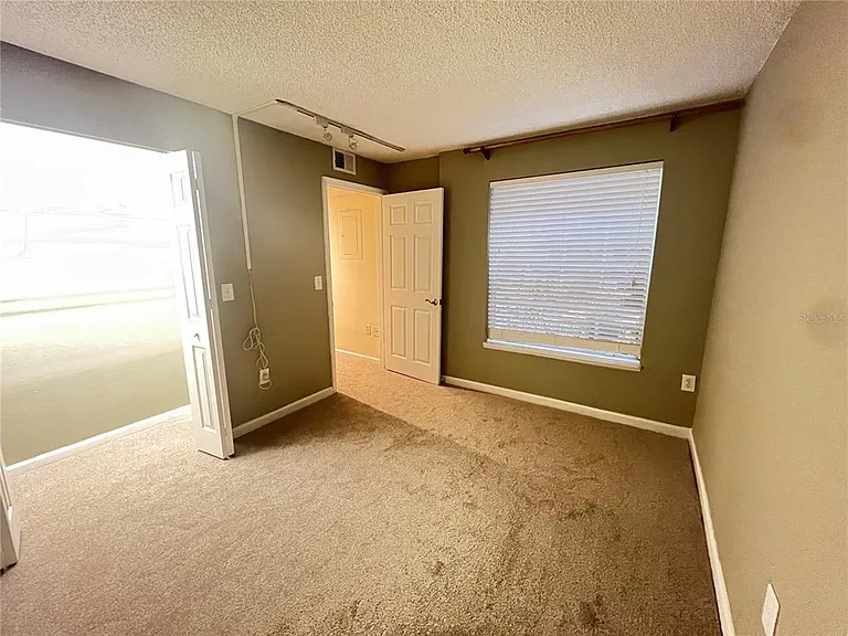 2500 Winding Creek Blvd #E103 — Photo 23