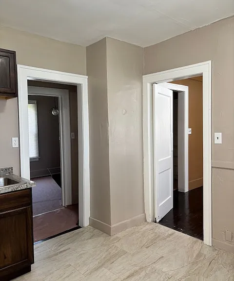 4915 Maplewood Ave — Photo 19