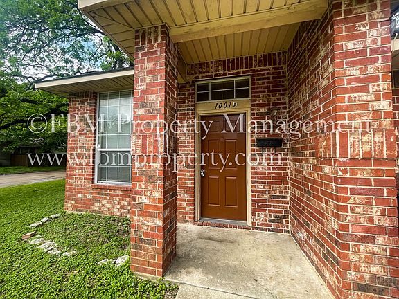 2nd image of 1001 N McKinney St #A