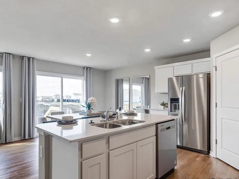 7102 S 204th Ave — Photo 14