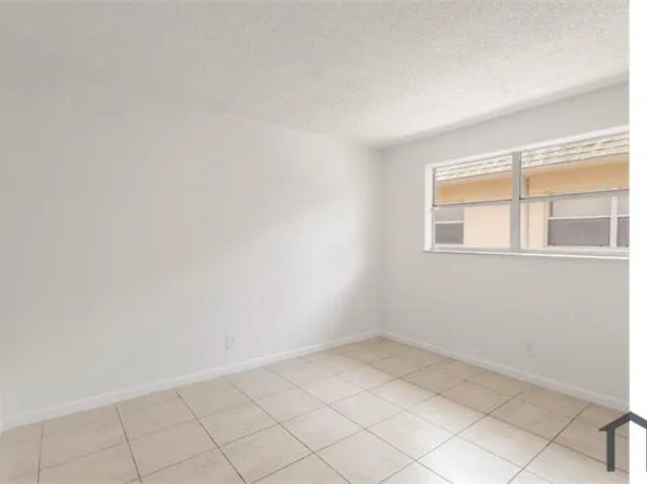 450 SW 2nd Ave, Boca Raton, FL