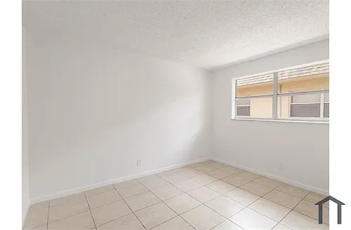 450 SW 2nd Ave #205 Photo 1