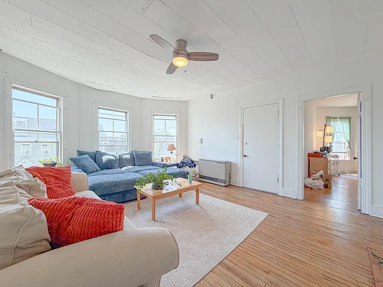 57 Saint Lawrence St #3 — Photo 10