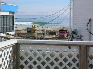 5 F St, Hampton, NH 03842