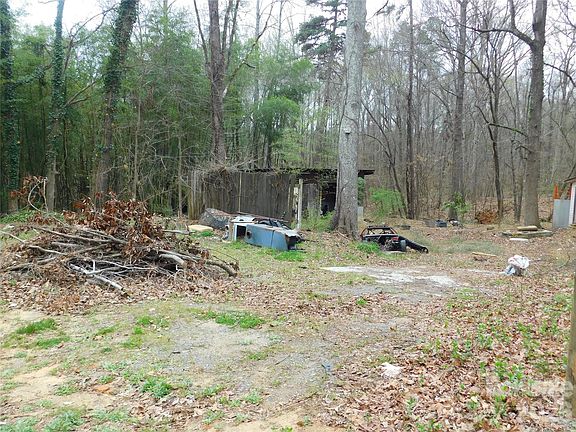 2nd image of 2354 Mount Gallant Rd