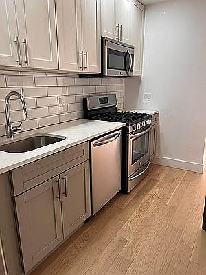1st image of 2510 38th Ave APT 3D