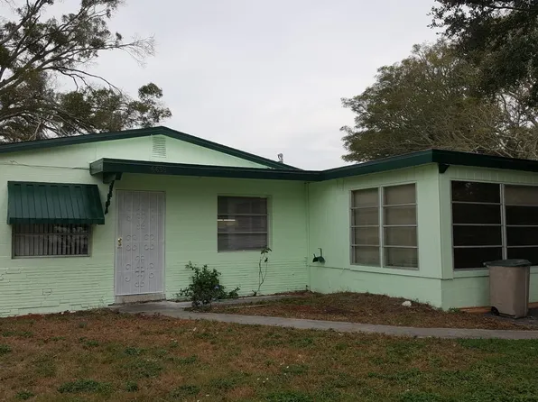 6658 82nd Avenue Ct N, Pinellas Park, FL 33781